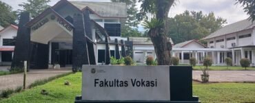 Tugu Fakultas Vokasi USU di Jalan Bioteknologi No.2, Sabtu (02/12/2023) | Aulia Sabrini Saragih