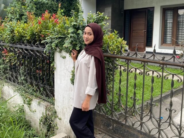 Anisa Rizki — Ilmu Administrasi Bisnis 2023