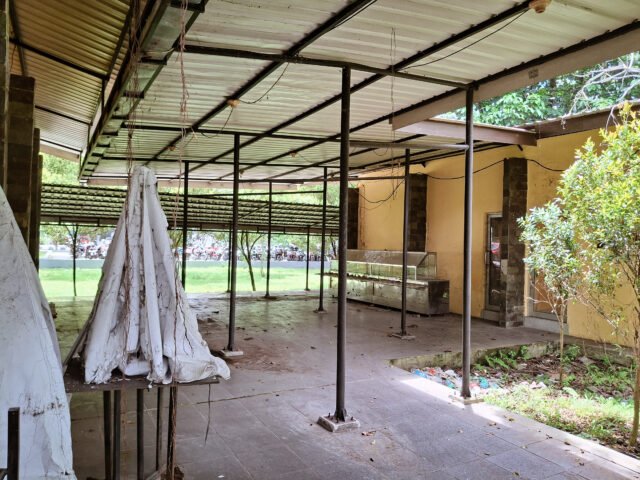 Tinggal Kenangan | Derista Putri