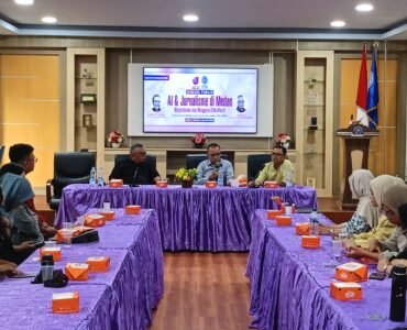 Sesi diskusi narasumber bersama peserta dalam diskusi publik yang digelar oleh AJI Medan bersama Prodi Ilkom UMSU di Aula FISIP UMSU, Sabtu (17/05/2025). | Syaufah Sabila