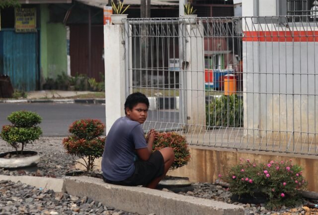 Mengernyit | Dinar Fazira Fitri