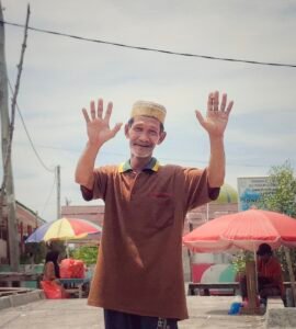 Salam Hangat | Derista Putri