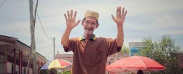 Salam Hangat | Derista Putri
