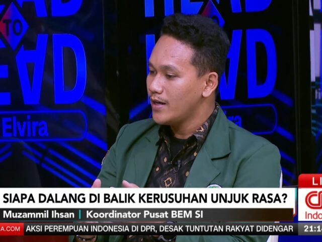 Koordinator Pusat BEM SI, Muzammil Ihsan, dalam siaran talkshow "Head to Head with Elvira" di CNN TV, Rabu (3/9/2025). | Tio Hasianna Vincentia Hutahaean