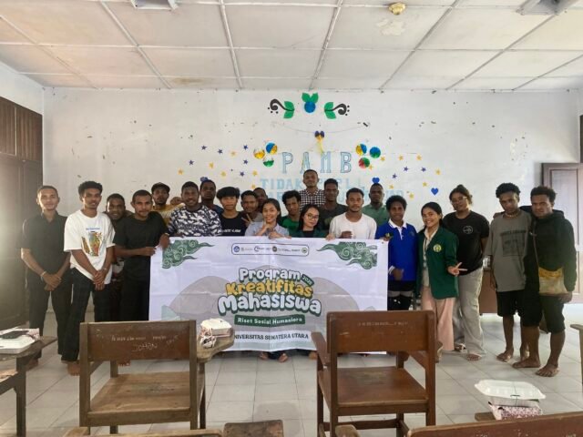 Tim East2West USU berfoto dengan mahasiswa Papua penerima beasiswa afirmasi di Gedung Asrama UNIMED, Sabtu (13/9/2025). | Sumber Istimewa