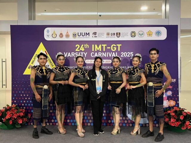 Foto bersama delegasi Lentera Nataraja USU dalam acara IMT-GT Varsity Carnival 2025 di Thailand, Jumat (21/5/2025). | Sumber Istimewa