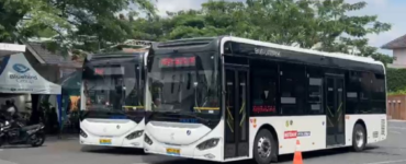 Bus Listrik Medan tampak terparkir menunggu penumpang di salah satu pemberhentian, Medan, Selasa (26/5/2026) | Muhammad Nabil Farish