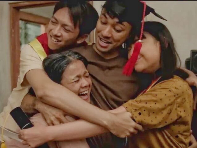 Salah satu adegan dalam film Jangan Buang Ibu. | Sumber Istimewa