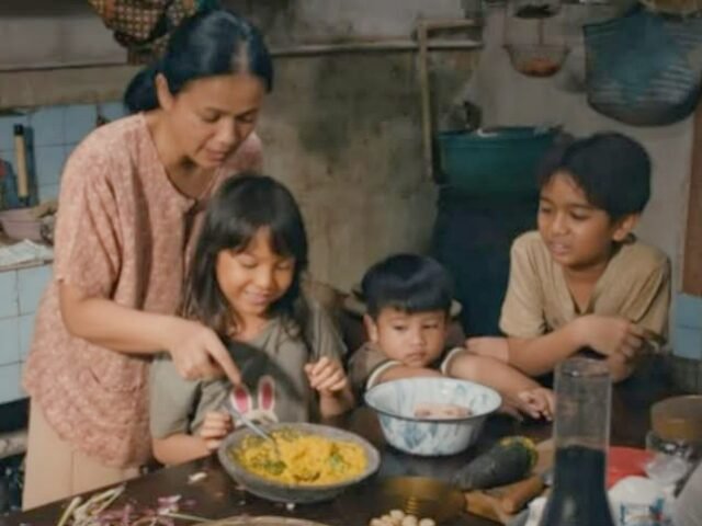Salah satu adegan dalam film Jangan Buang Ibu. | Sumber Istimewa